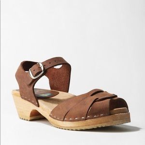 MIA leather peep toe clog